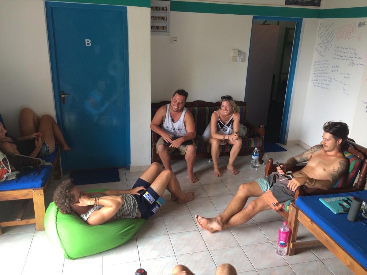 Kochchikade Explore Hostels Negombo מראה חיצוני תמונה