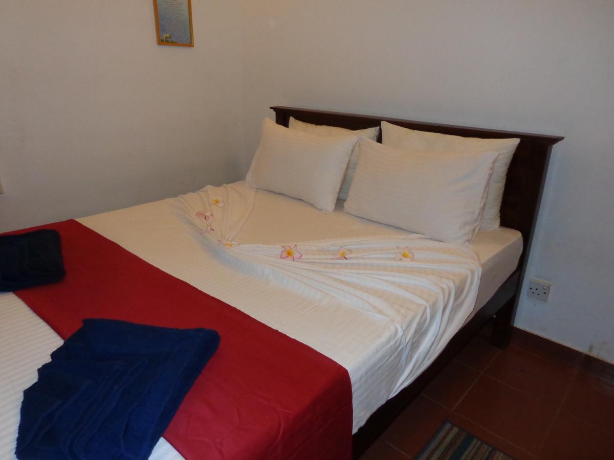 Kochchikade Explore Hostels Negombo מראה חיצוני תמונה