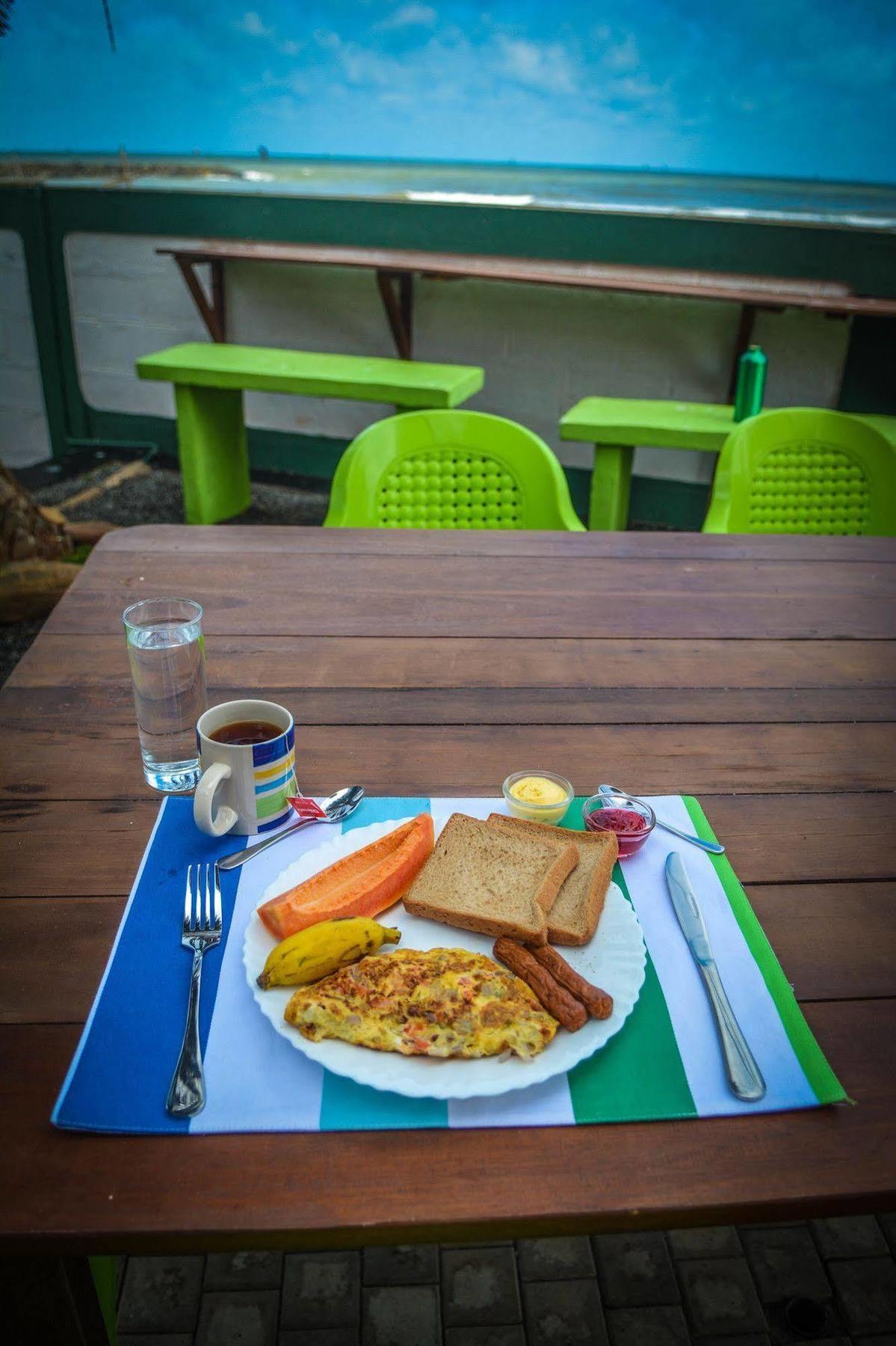 Kochchikade Explore Hostels Negombo מראה חיצוני תמונה