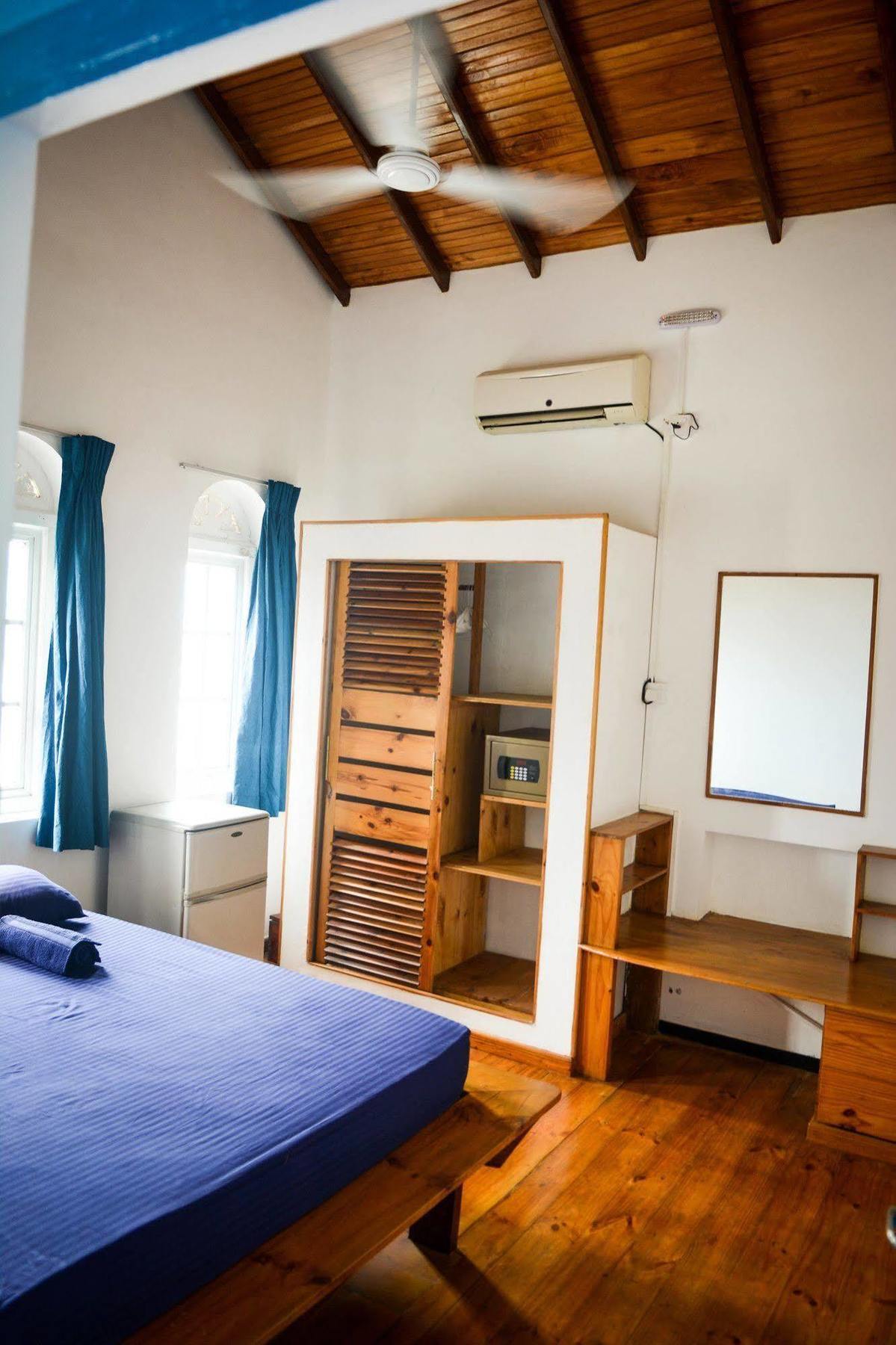 Kochchikade Explore Hostels Negombo מראה חיצוני תמונה