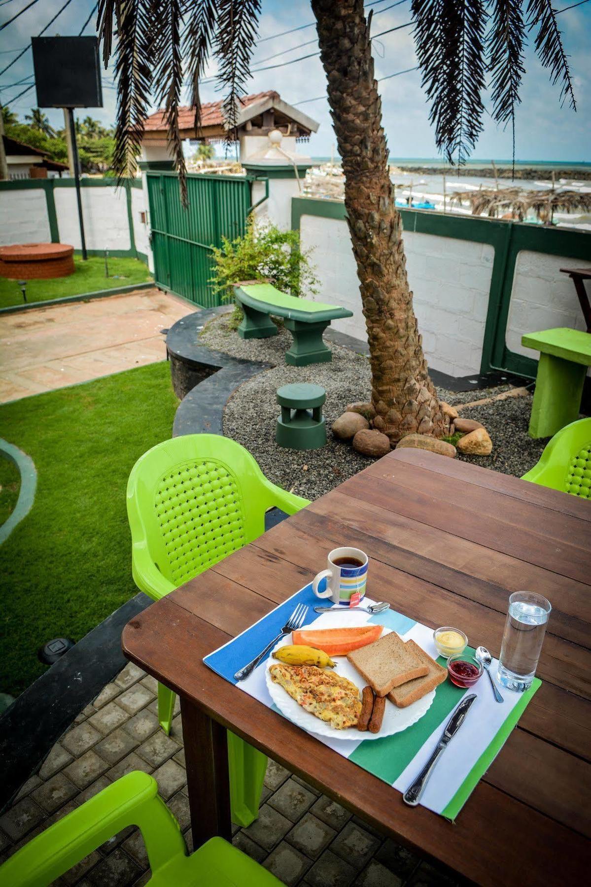 Kochchikade Explore Hostels Negombo מראה חיצוני תמונה