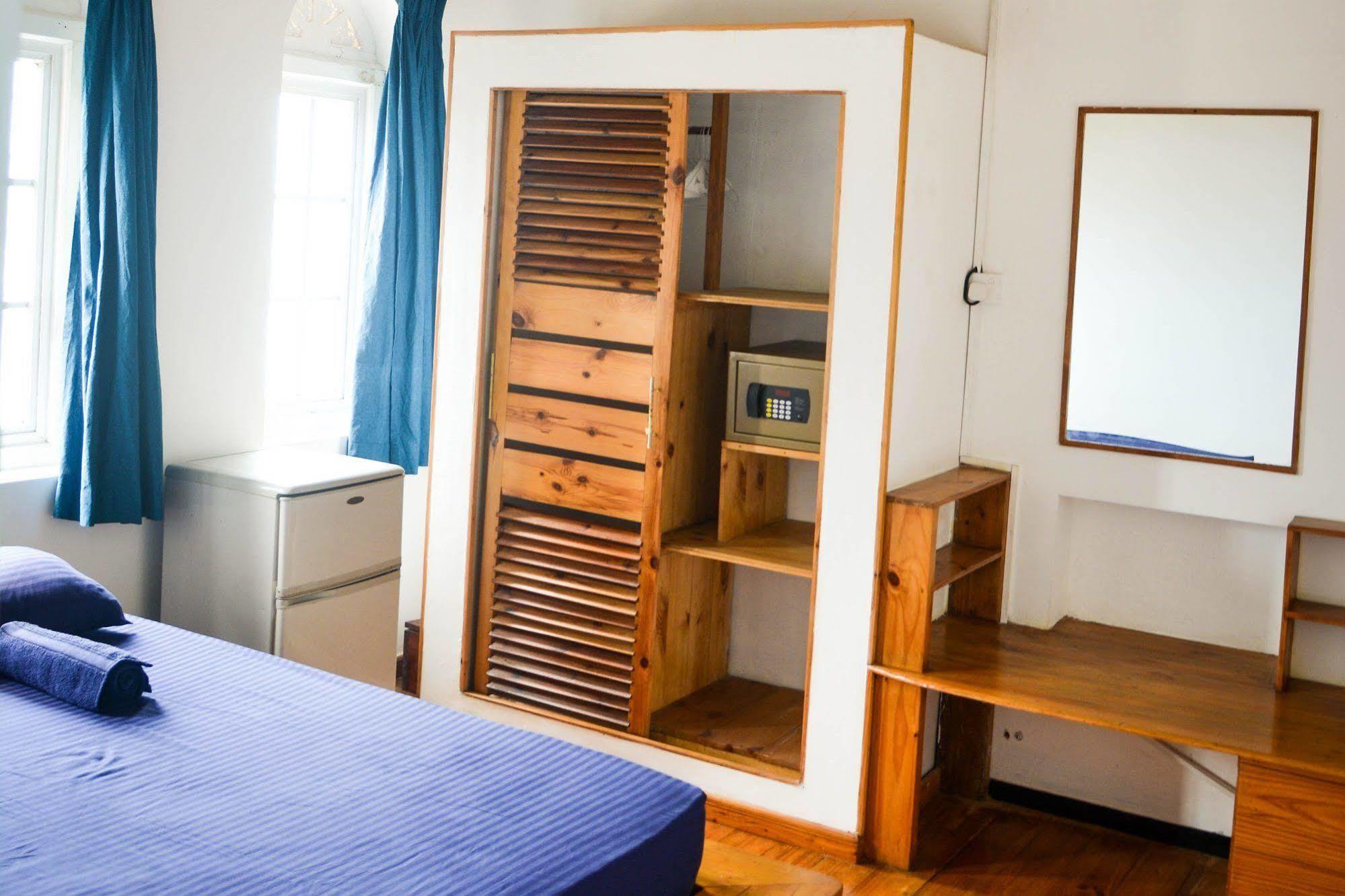 Kochchikade Explore Hostels Negombo מראה חיצוני תמונה