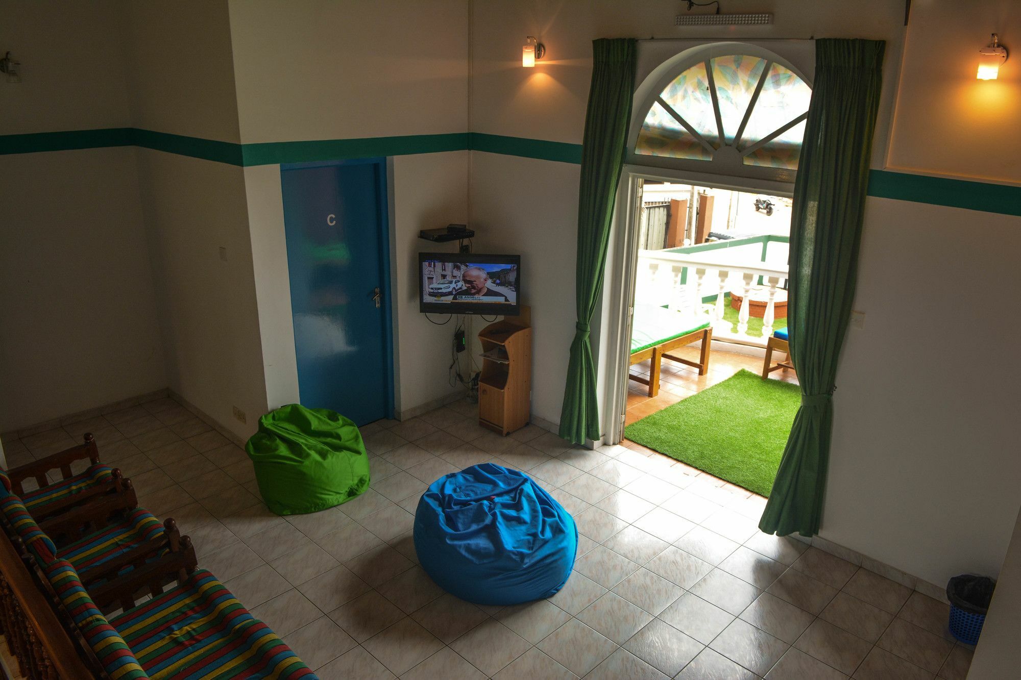 Kochchikade Explore Hostels Negombo מראה חיצוני תמונה